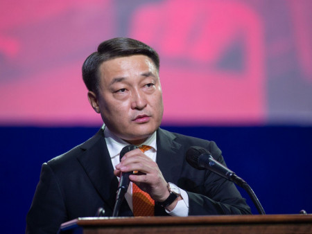 МАН-ЫН БАГА ХУРАЛ: Д.Амарбаясгалангийн байр суурь уур амьсгалыг зөөллөж, салхи Хамтарсан Засгийн тийш эргэжээ