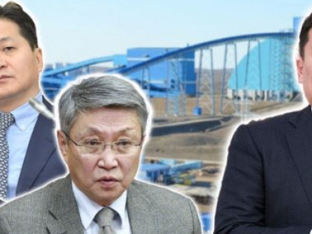 Рио Тинто, Гленкор нэгдэх үйл явц Монголын Засгийн газрын үүсгэсэн шүүхийн маргаанаас болж саатжээ