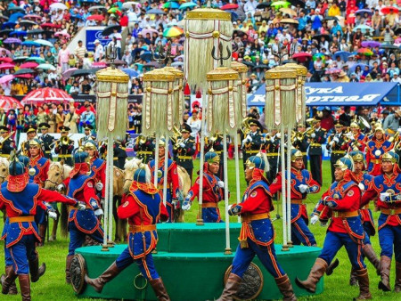 Наадмаар амралтын өдрүүдтэй нийлээд нийт 10 хоног амарна