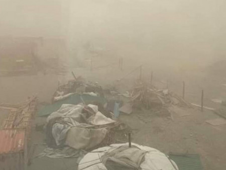 Хүчтэй шороон шуурга шуурганы улмаас гэр нуржээ