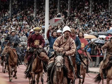 Морьт харвааны морьдыг хулгайлж, нядалсан 4 этгээдийг шүүхээс баривчилжээ