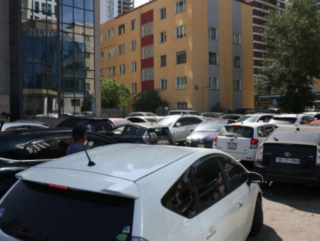 Ч.Төгсдэлгэр: Авто зогсоолын хүртээмжийг нэмэгдүүлэхдээ эхний ээлжид оршин суугчдын саналыг авах нь зүйтэй