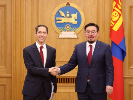 Ерөнхий сайд Г.Занданшатар Монгол дахь Америкийн худалдааны танхимын төлөөллийг хүлээн авч уулзлаа