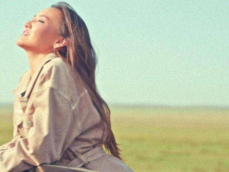 Альтернатив рок урсгал шинэ гүнжтэй боллоо