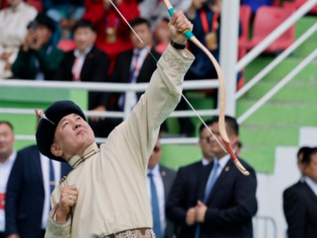 Монгол Улсын төрийн тэргүүн дуут сум тавилаа