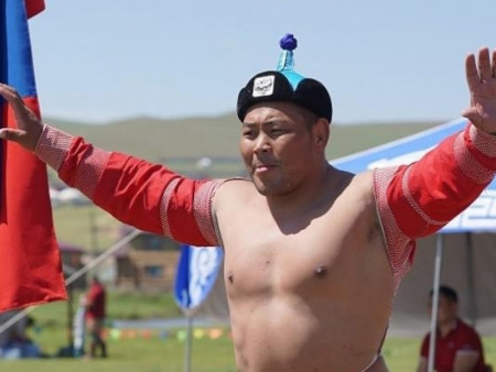 Цэргийн арслан Г.Жамбалдорж долоодугаар сарын 13-наас барилдах эрх нь нээгдэнэ