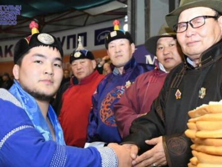 ‘Алдартнуудын мялаалга’ наадамд 128 бөх барилдана