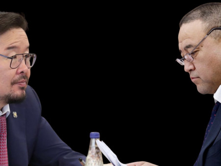 Г.Занданшатар “…Татвар төлөгчдийн мөнгө л гэж бий” гэдэг үгээ Б.Чойжилсүрэнд зориулсан уу?