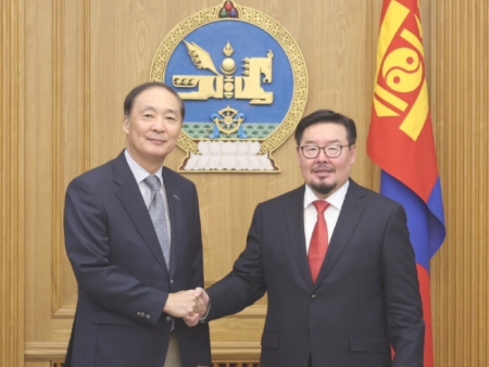 Ерөнхий сайд Г.Занданшатар 30 жилийн хамтын ажиллагаанд талархал илэрхийллээ