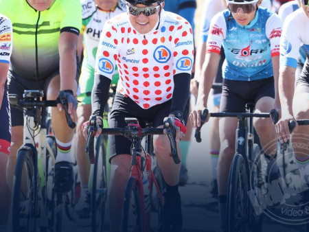 УИХ-ын дарга Д.Амарбаясгалан дугуйгаар 3 өдөр 320 км-ыг дугуйчидтай нийлж туулжээ