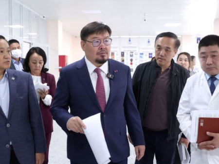 Архаг ангилалд багтсан хүүхдийн өвчний эмчилгээний санхүүжилтэд тавьсан хязгаарлалтыг эргэж харахаар боллоо