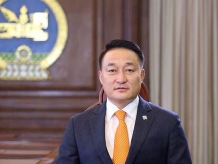 УИХ-ын дарга Д.Амарбаясгалан Эх хэлний өдөр, хичээлийн шинэ жилийн мэндчилгээ дэвшүүллээ