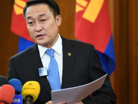 Д.Амарбаясгалан: Ерөнхийлөгч дуудаад “Боль, болихгүй бол хэрэг үүсгэнэ” гэсэн