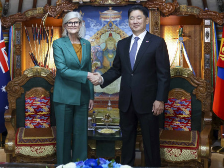 Монгол Улсын Ерөнхийлөгч У.Хүрэлсүх, Австралийн Холбооны Улсын Амбан захирагч Саманта Мостин нар албан ёсны уулзалт хийлээ