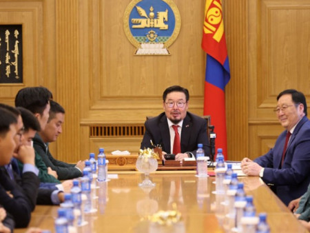 Шатрын спортын тамирчдад Ерөнхий сайд амжилт хүслээ