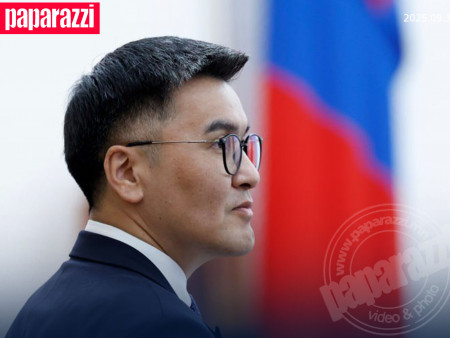 Ч.Лодойсамбуу: Г.Занданшатар ард түмний нүдэн дээр хонгилынхоо харуулыг заналтайгаар сольж үзүүллээ