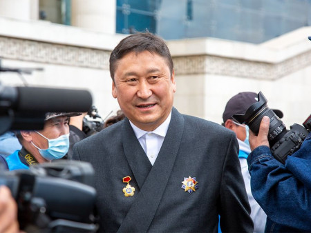 Таванбогд группийн эзэн Б.Баатарсайханыг танхайн хэргээр шалгаж эхэлжээ