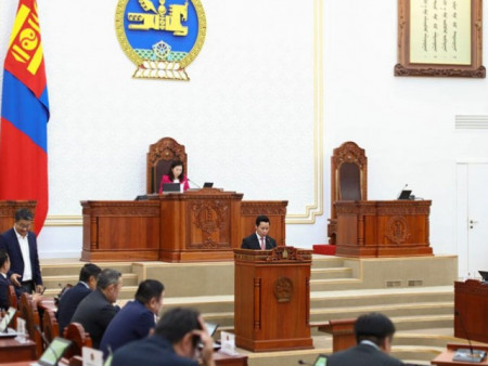 “Алт-3” аяныг хэрэгжүүлэхтэй холбоотой тогтоолд Ерөнхийлөгчийн тавьсан хэсэгчилсэн хоригийг УИХ хүлээн авлаа