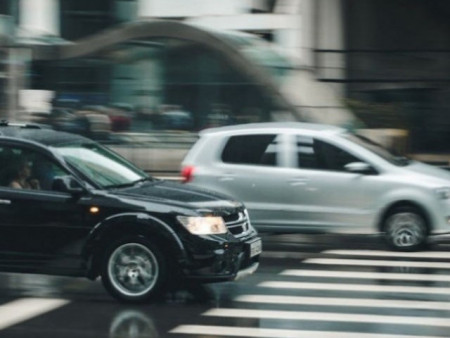 Улсын бүртгэлийн дугаар нь сондгой тоогоор төгссөн тээврийн хэрэгсэл өнөөдөр хөдөлгөөнд оролцоно