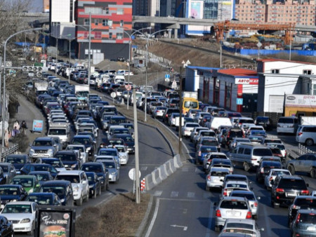 Автомашины улсын дугаарын тэгш, сондгой хязгаарлалт хийх эсэх талаар санал авч эхэллээ