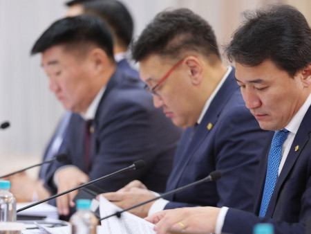 Бүгд найрамдах Киргиз улсын Сайд нарын танхимтай байгуулсан Жолоодох эрхийн үнэмлэхийг харилцан хүлээн зөвшөөрөх, солилцох тухай хэлэлцээрийг баталлаа