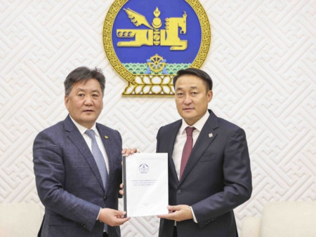 Төрөөс мөнгөний бодлогын талаарх 2026 онд баримтлах үндсэн чиглэлийн төслийг өргөн барилаа