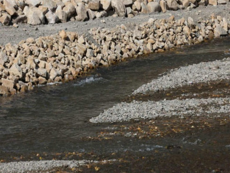 Л.Алтангэрэл: Сэлбэ голын доор чулуун бэхэлгээ хийснээр лаг хагшаас тогтохгүй