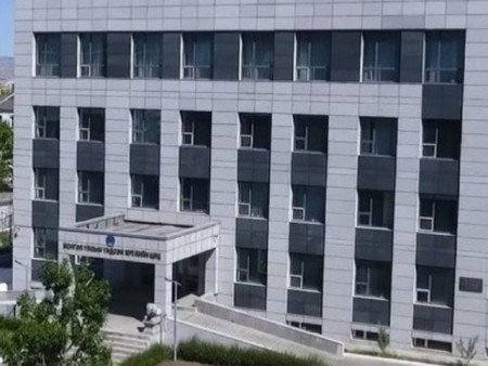 Үндсэн хуулийн цэцийн дунд суудлын хуралдааныг хойшлууллаа