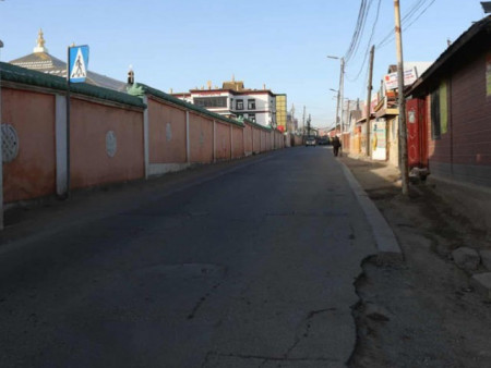 Ч.Төгсдэлгэр: Гандан орчмын 1.7 га газарт жишиг гудамж байгуулна