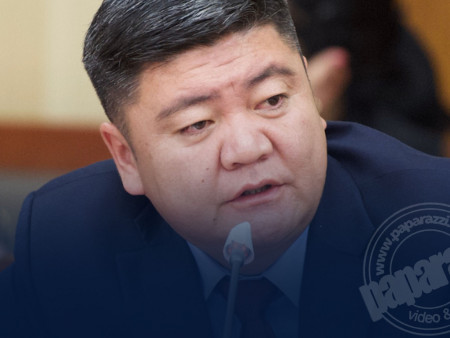 Ц.Сандаг-Очир: Ард түмэн ялагдсан өдрүүд