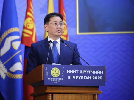 У.Хүрэлсүх: Шүүгч та өнгөний сүр, мөнгөний сүүдэрт бөхийх ёсгүй