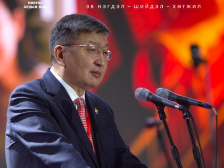 Я.Содбаатар: МАН социал демократ намын хувьд хүний хөгжлийн бодлогыг нэн тэргүүнд тавьж байна