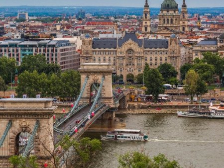 Унгар улсын Засгийн газрын 2026-2027 оны хичээлийн жилийн тэтгэлэгт хөтөлбөр зарлагджээ