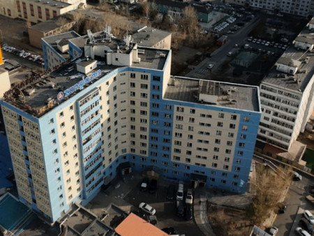 Орон сууцны фасад засварын ажил дууслаа