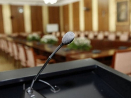 Өнөөдөр хуралдах ажлын хэсгүүд