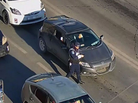 Улсын дугааргүй замын хөдөлгөөнд оролцсон зөрчлийг илрүүлж, арилгуулж байна