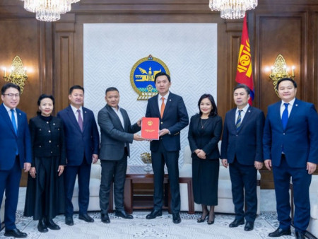 Үндэсний их баяр наадмын тухай хуульд нэмэлт, өөрчлөлт оруулах тухай хуулийн төслийг өргөн мэдүүллээ