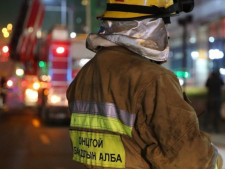 Алба хаагчид 23 иргэний амь насыг авран хамгаалж, 132 иргэнийг утаажилтын бүсээс гаргажээ