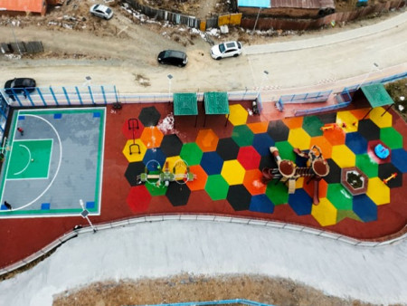 Гурван байршилд 3x3 сагсан бөмбөгийн талбай байгууллаа