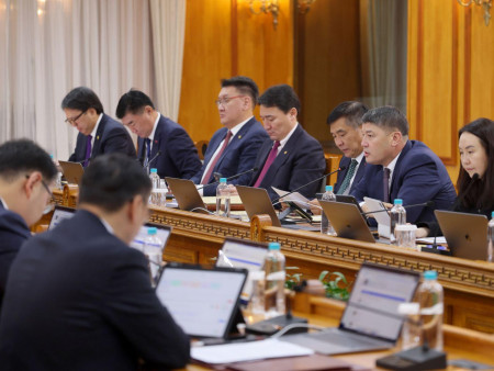 Монгол Улс болон Евразийн эдийн засгийн холбоо, түүний гишүүн орнууд хоорондын худалдааны түр хэлэлцээрийг соёрхон батлах тухай хуулийн төслийг УИХ-д өргөн мэдүүлнэ