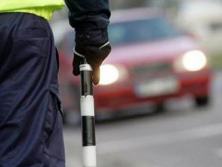 СЭРЭМЖЛҮҮЛЭГ: Гарцтай хэсгээр зам хөндлөн гарч байсан явган зорчигчийг мөргөж гэмтээжээ