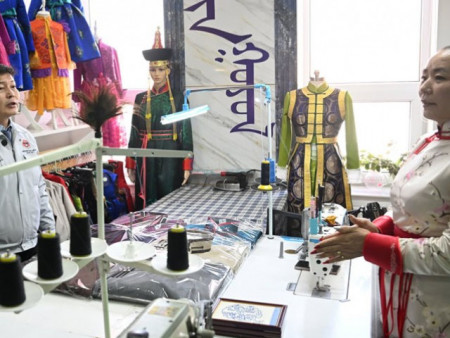 “Уламжлалт гар урлалыг дэмжих төв”-д ЖДҮ эрхлэгчид түрээсийн төлбөр төлөхгүйгээр ажиллаж байна