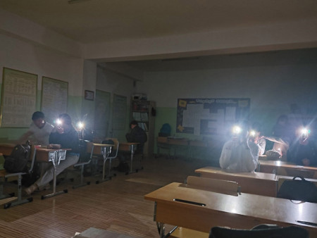 Говь-Алтай аймгийн Алтай сумыг цахилгаантай болгоно