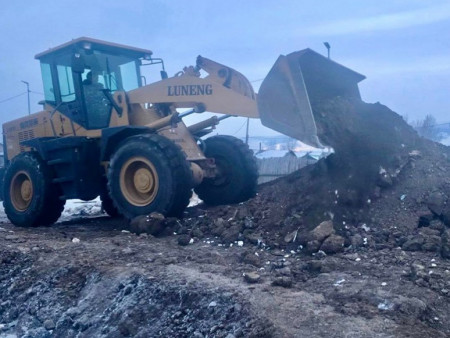 Халиа тошин үүссэн бүсэд арга хэмжээ авч, шороон далан босгон усны урсгалыг хязгаарлах ажил үргэлжилж байна