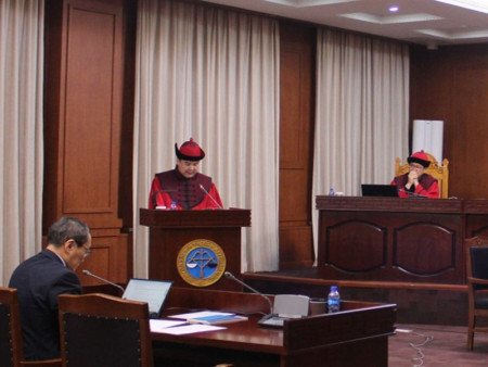 Монгол Улсын Үндсэн хуулийн цэцийн дунд суудлын хуралдаан болов