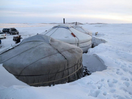 Зудын эрсдэлийг хохирол багатай даван туулах зорилгоор нөхөн төлбөрийг нэг удаа урьдчилан олгож болно