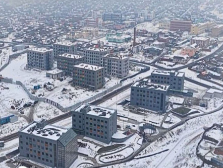 Баянхошуу хот орон сууцжуулалт төслийн II ээлжийн 226 айлын барилга угсралтын ажил үргэлжилж байна