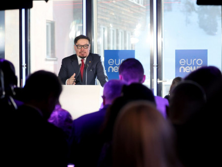 Давос-2026: Монгол Улсад хүрэлцэн ирж, баяр наадам үзэхийг урилаа