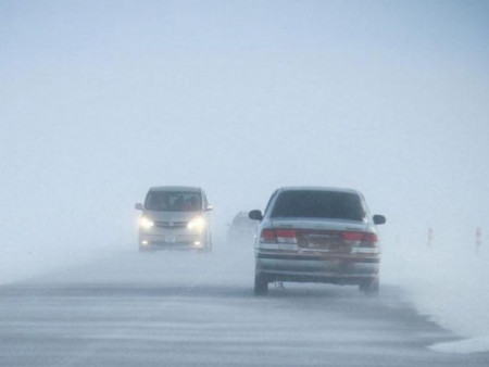 Автомашиныхаа бүрэн бүтэн байдлыг хангаж зорчихыг анхааруулж байна