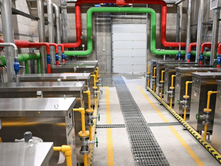 НЗД-ын орлогч Т.Даваадалай дулаан хангамжаа бие даан бүрэн шийдсэн “Неосити” хотхонтой танилцлаа